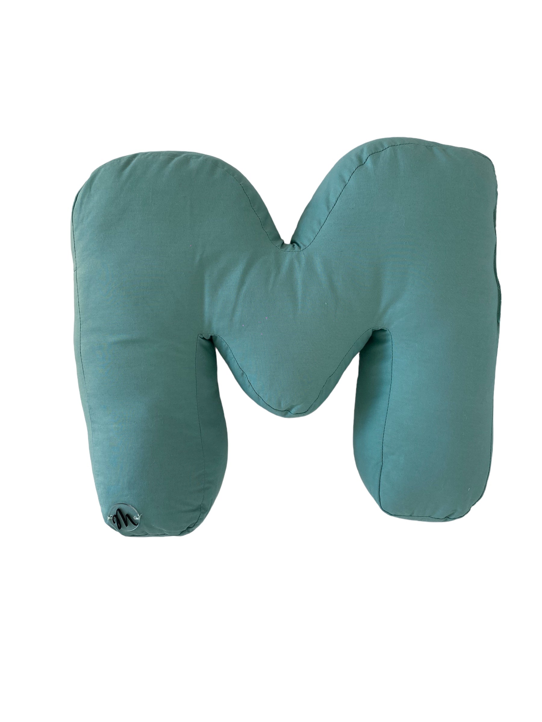 Cuscino a forma di lettere fatto a mano