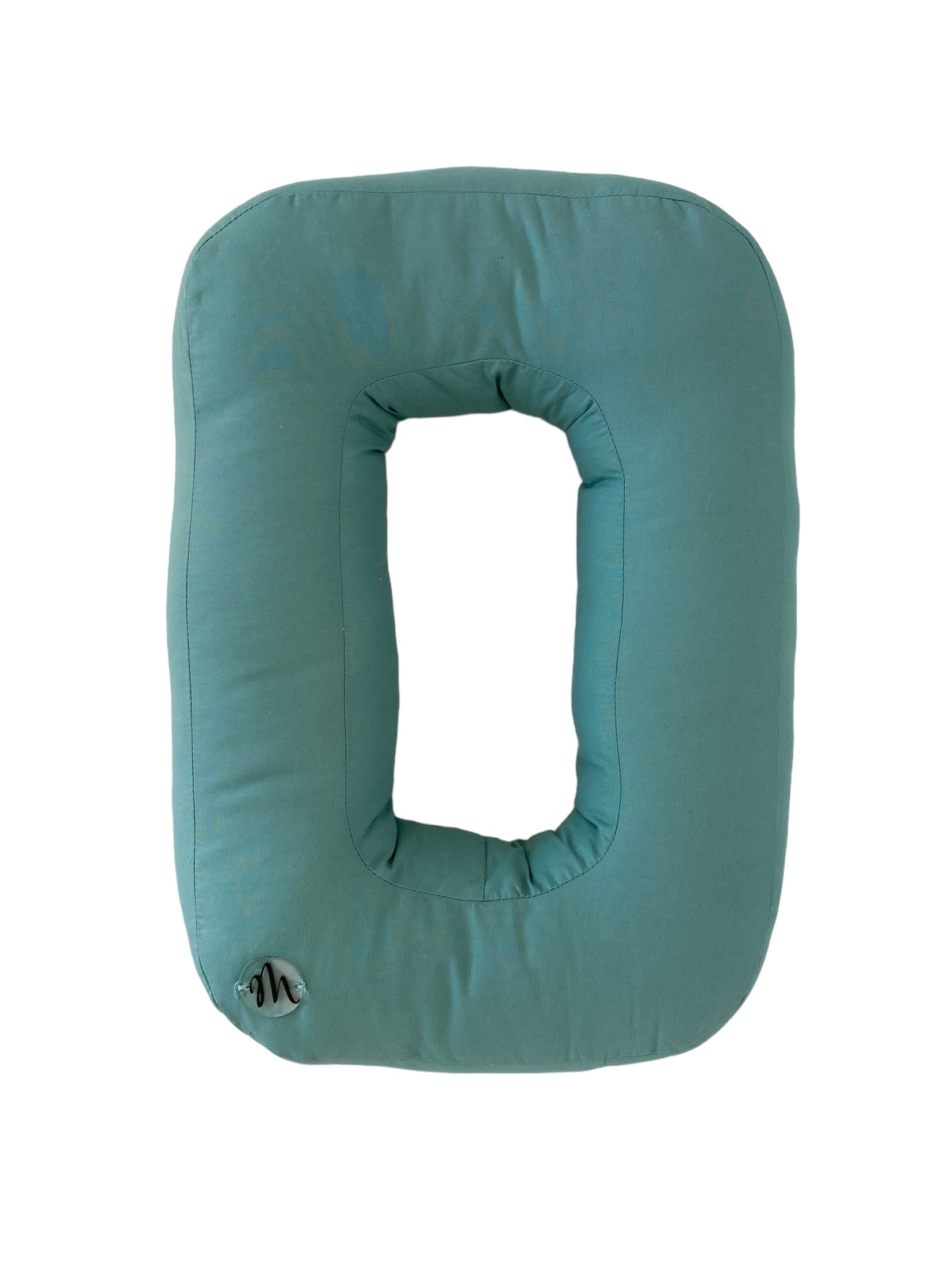 Cuscino a forma di lettere fatto a mano