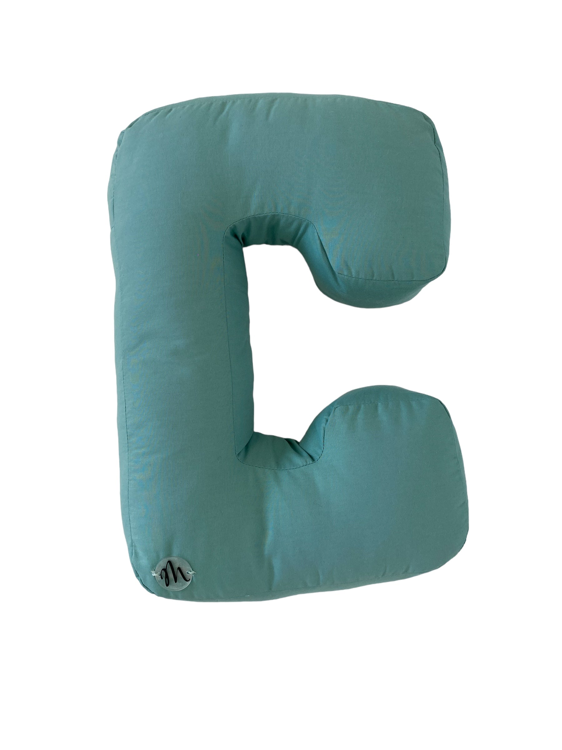 Cuscino a forma di lettere fatto a mano