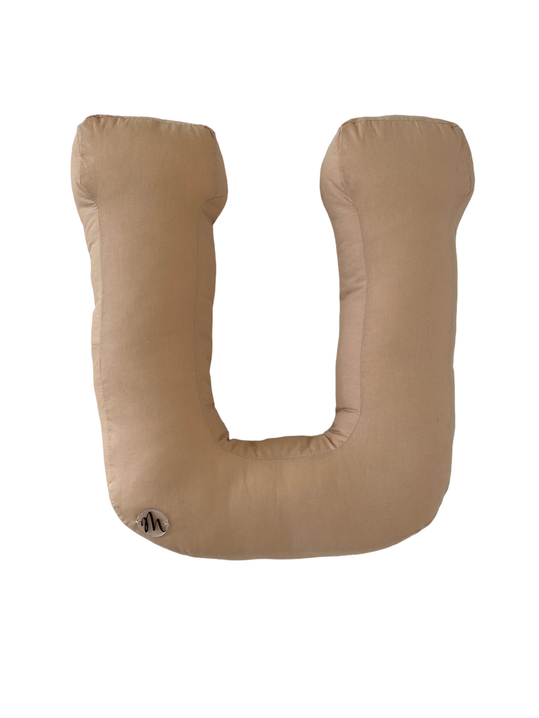 Cuscino a forma di lettere fatto a mano