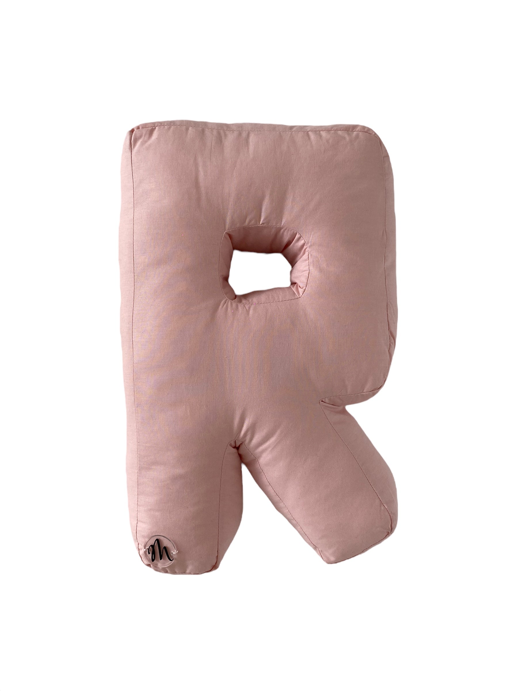 Cuscino a forma di lettere fatto a mano