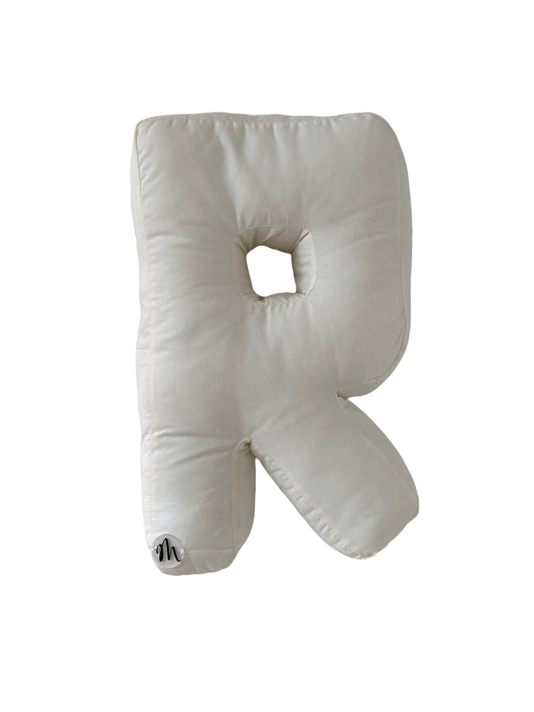 Cuscino a forma di lettere fatto a mano