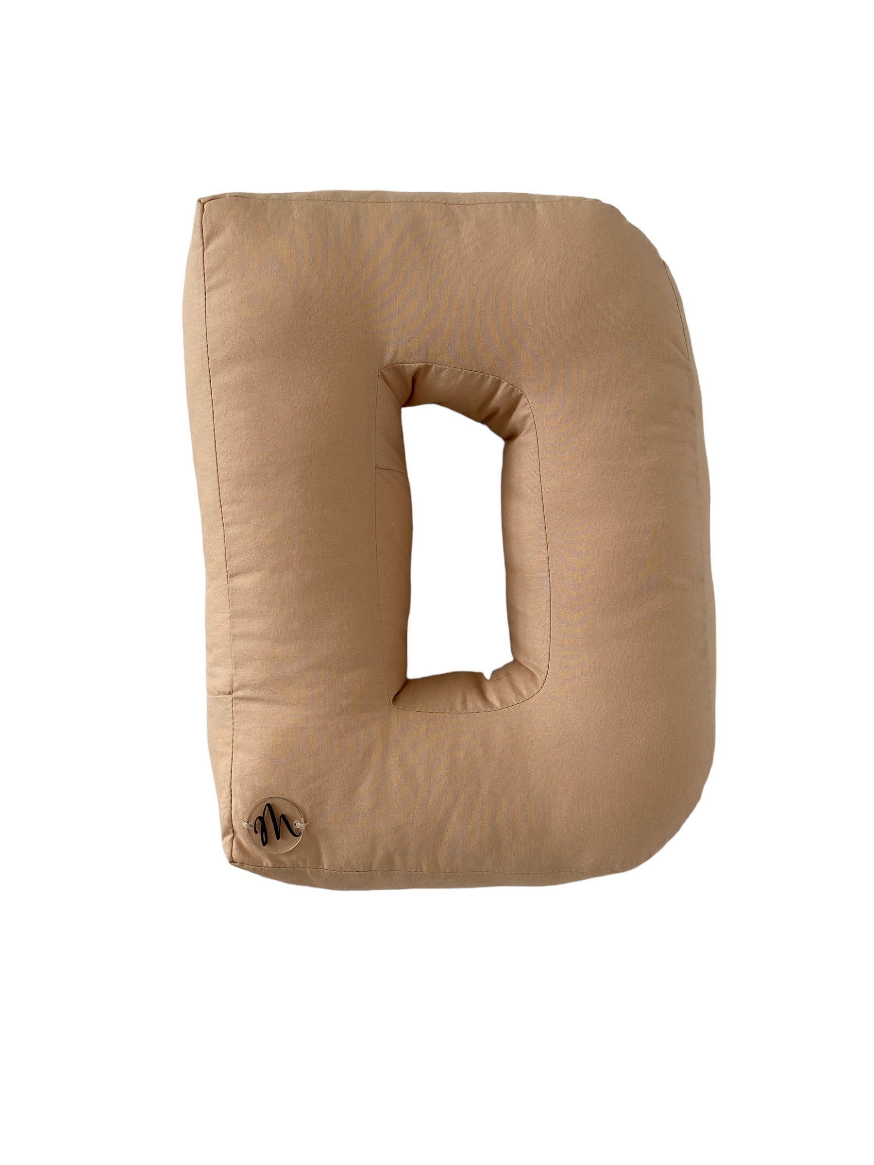 Cuscino a forma di lettere fatto a mano