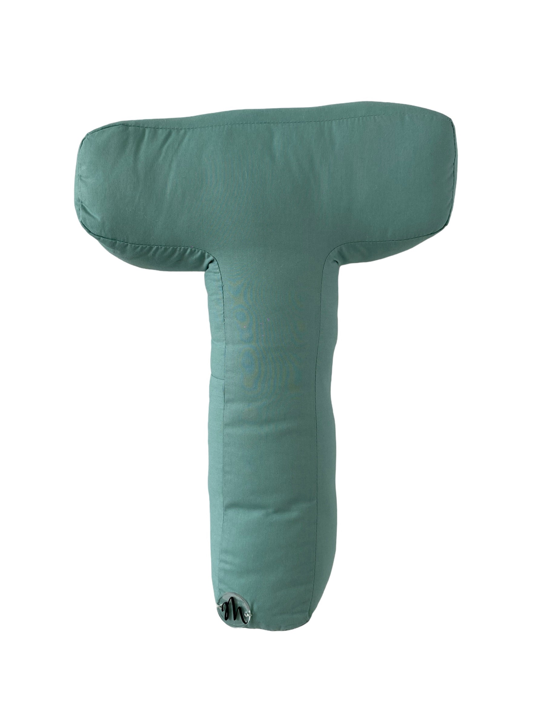 Cuscino a forma di lettere fatto a mano